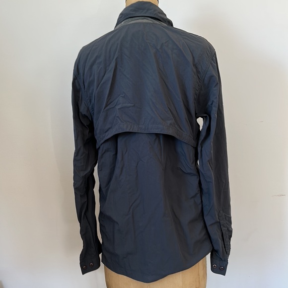 Eastern Mountain Sports gray utility camp shirt S - Picture 6 of 9